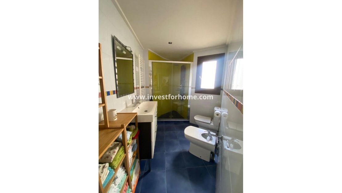 Vente - Villa - Torrevieja - Centro - Muelle Pesquero