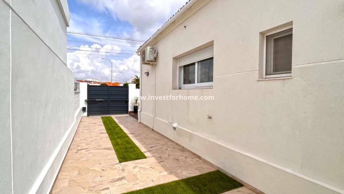 Vente - Villa - Torrevieja - Costa Blanca