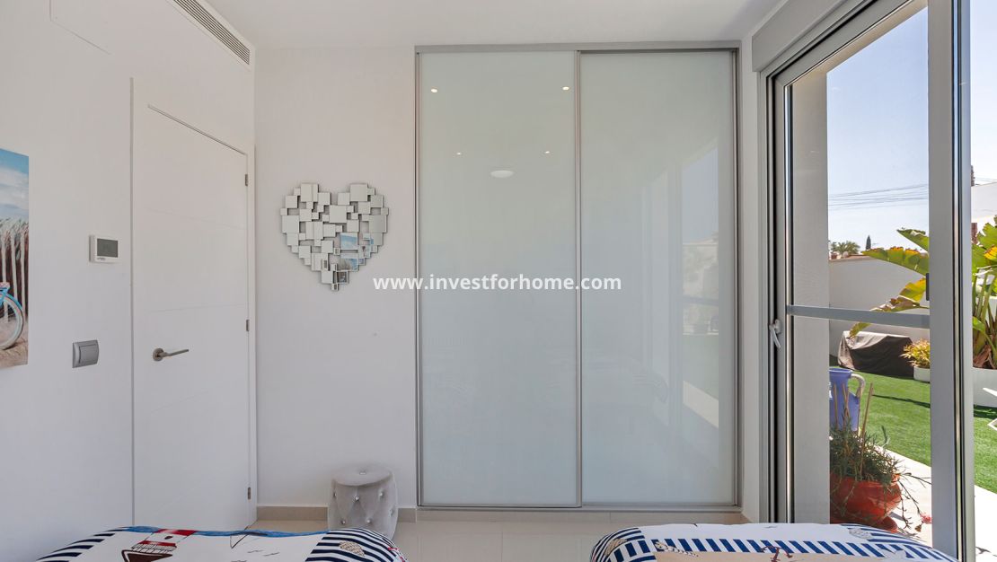 Vente - Villa - Torrevieja - Costa Blanca