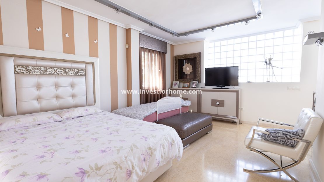 Vente - Villa - Torrevieja - Costa Blanca