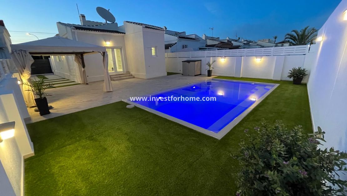 Vente - Villa - Torrevieja - Costa Blanca