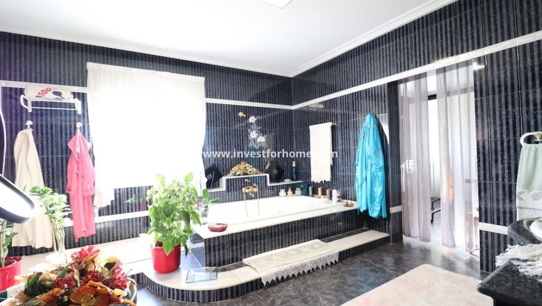 Vente - Villa - Torrevieja - Costa Blanca