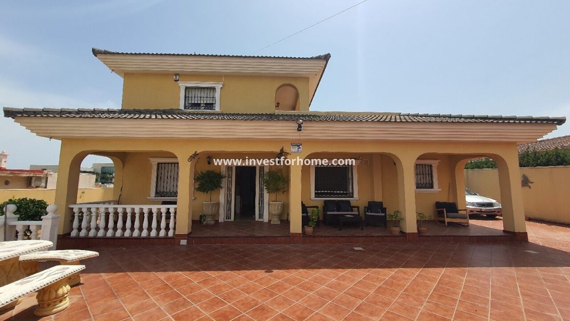Vente - Villa - Torrevieja - Costa Blanca