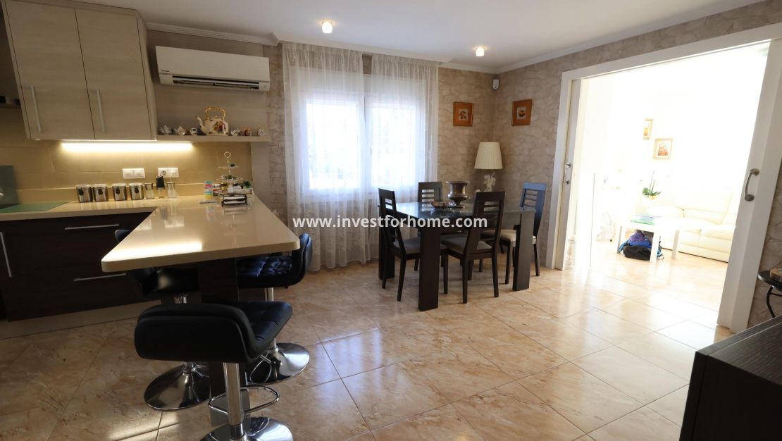 Vente - Villa - Torrevieja - Costa Blanca