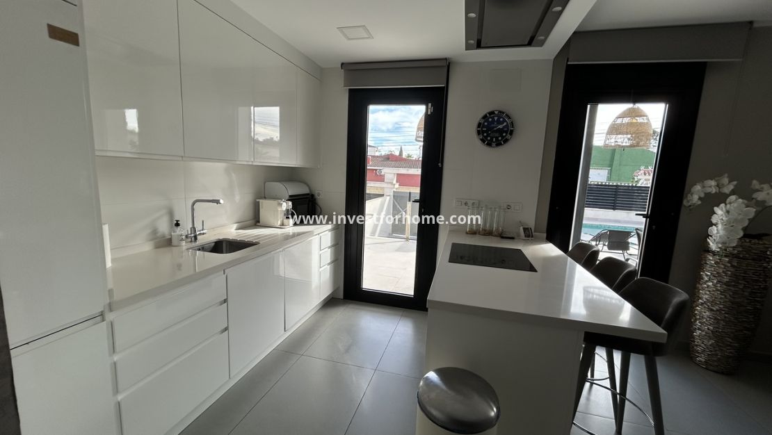 Vente - Villa - Torrevieja - Costa Blanca