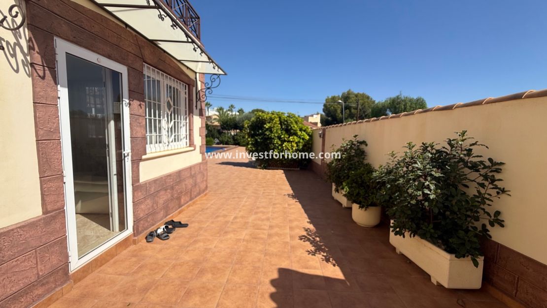 Vente - Villa - Torrevieja - Costa Blanca
