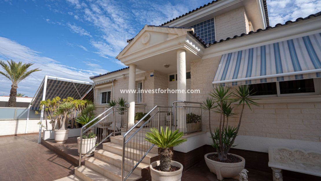 Vente - Villa - Torrevieja - Costa Blanca