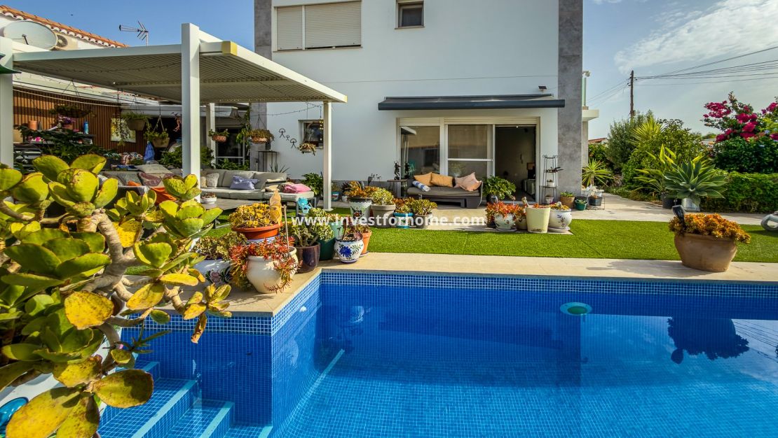 Vente - Villa - Torrevieja - Costa Blanca