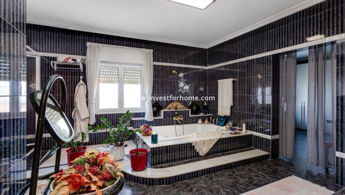 Vente - Villa - Torrevieja - La Siesta-El Chaparral