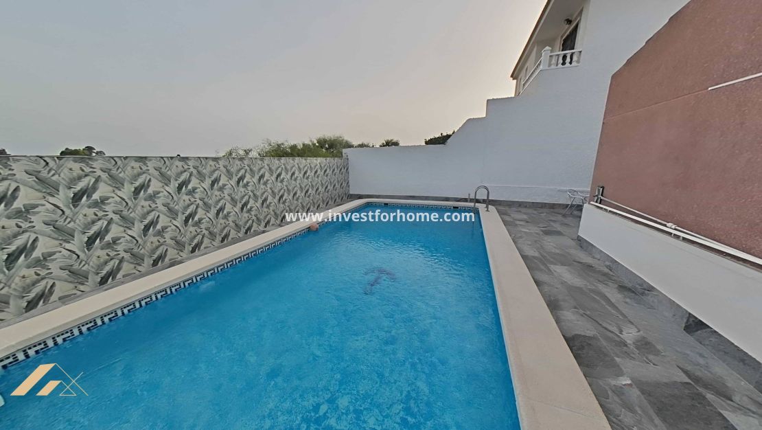 Vente - Villa - Torrevieja - La Siesta-El Chaparral
