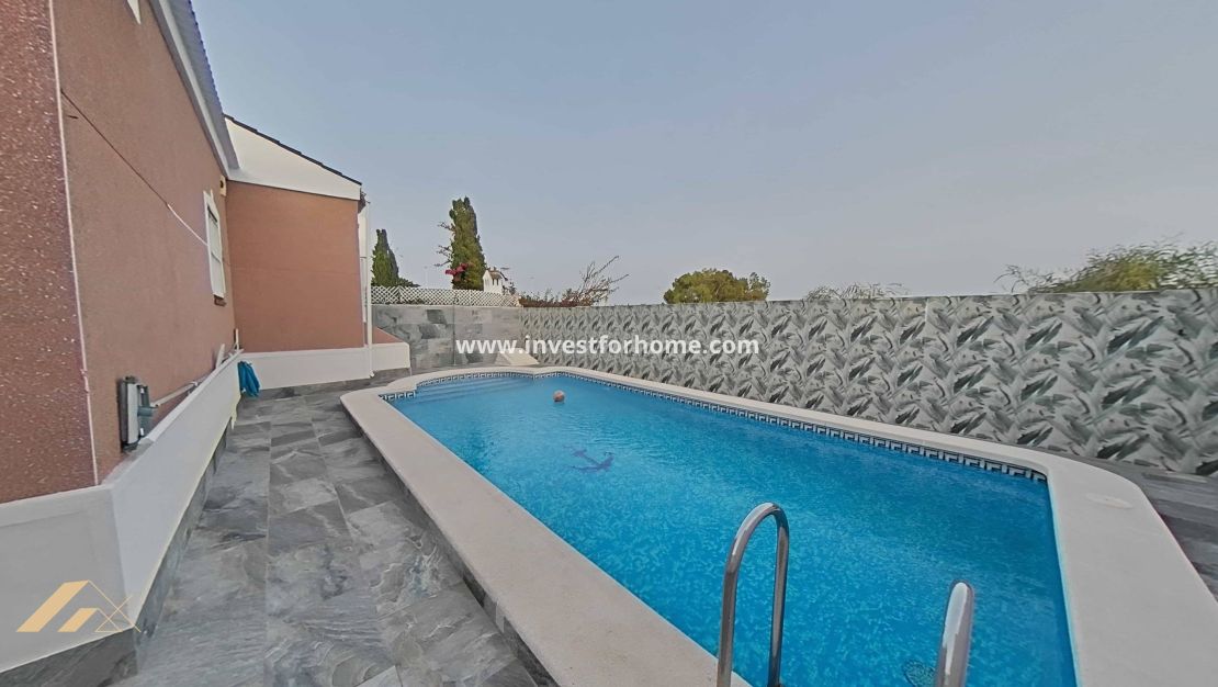 Vente - Villa - Torrevieja - La Siesta-El Chaparral