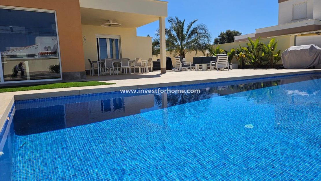 Vente - Villa - Torrevieja - La Siesta - El Salado - Torreta