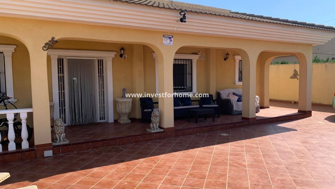 Vente - Villa - Torrevieja - Los Balcones - Los Altos Del Edén