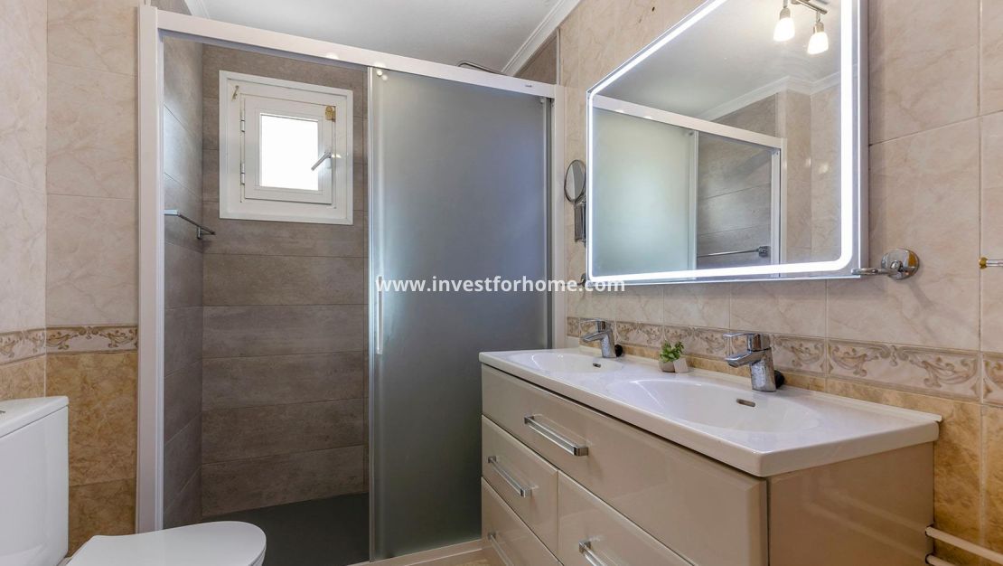 Vente - Villa - Torrevieja - Los Balcones - Los Altos Del Edén