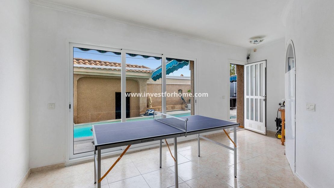 Vente - Villa - Torrevieja - Los Balcones - Los Altos Del Edén