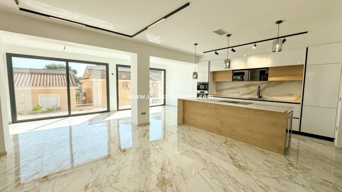 Vente - Villa - Torrevieja - Los Balcones - Los Altos Del Edén