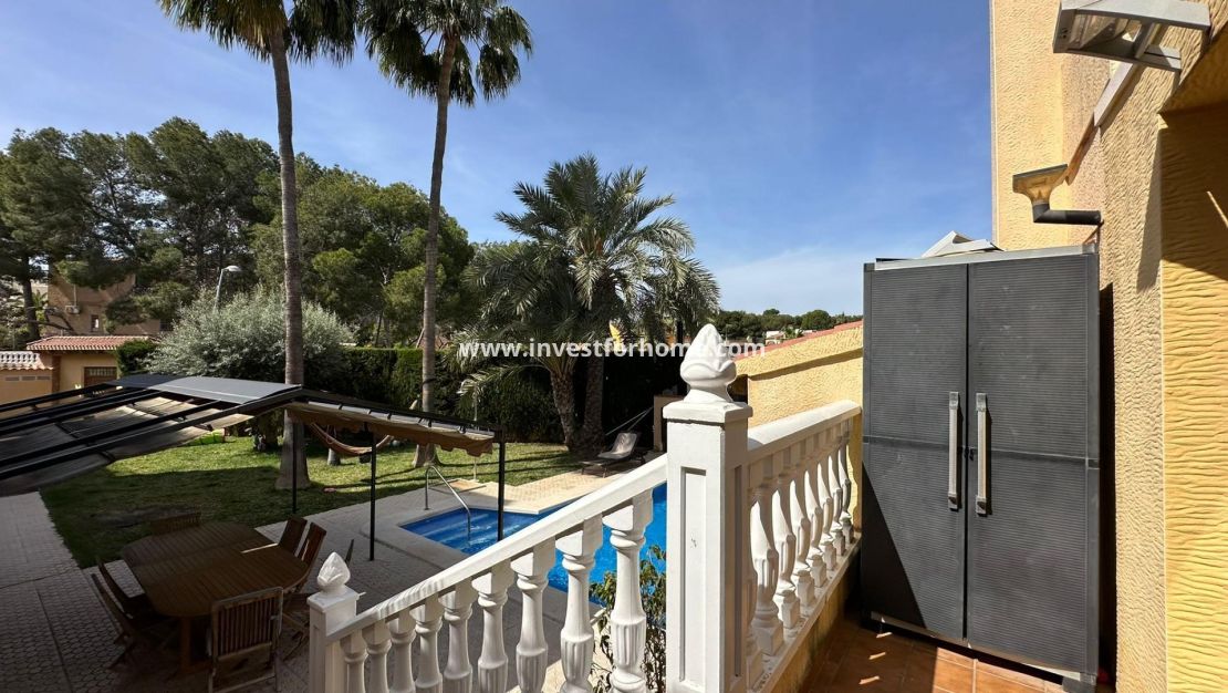 Vente - Villa - Torrevieja - Los Balcones - Los Altos Del Edén