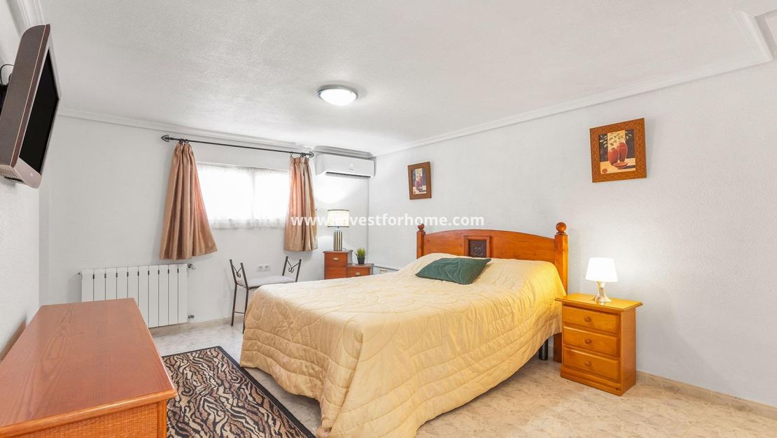 Vente - Villa - Torrevieja - Los Balcones - Los Altos Del Edén