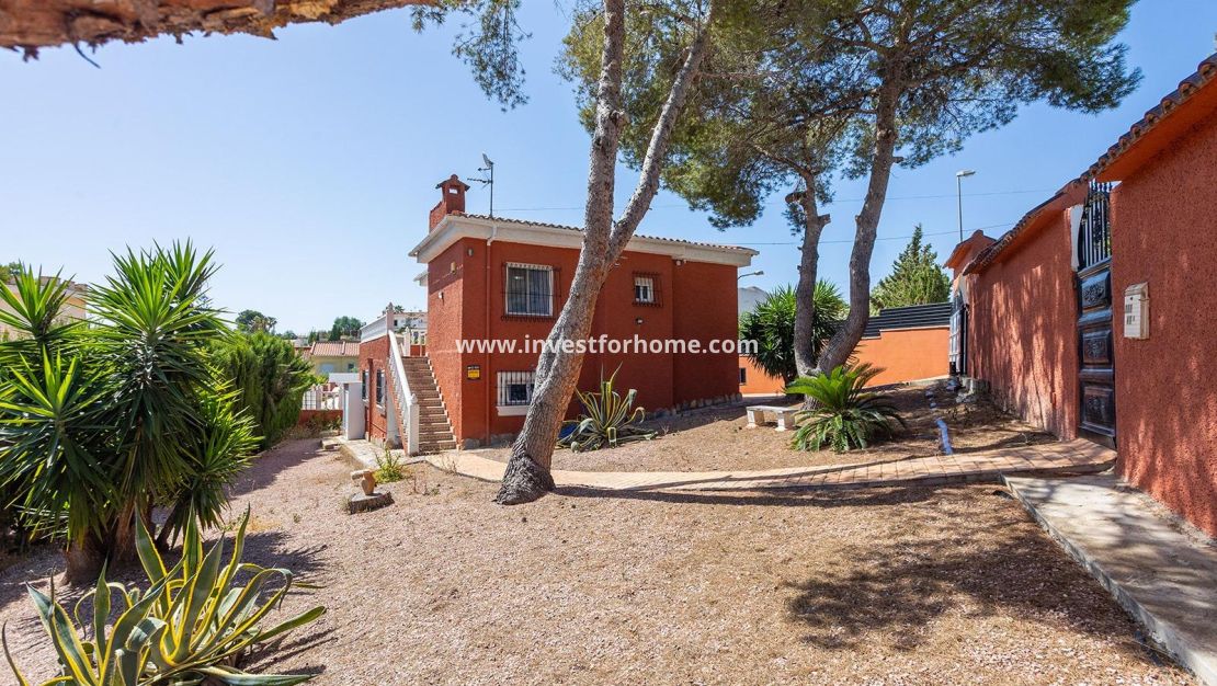 Vente - Villa - Torrevieja - Los Balcones - Los Altos Del Edén