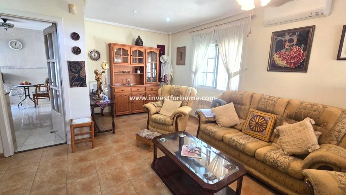 Vente - Villa - Torrevieja - Los Balcones - Los Altos Del Edén