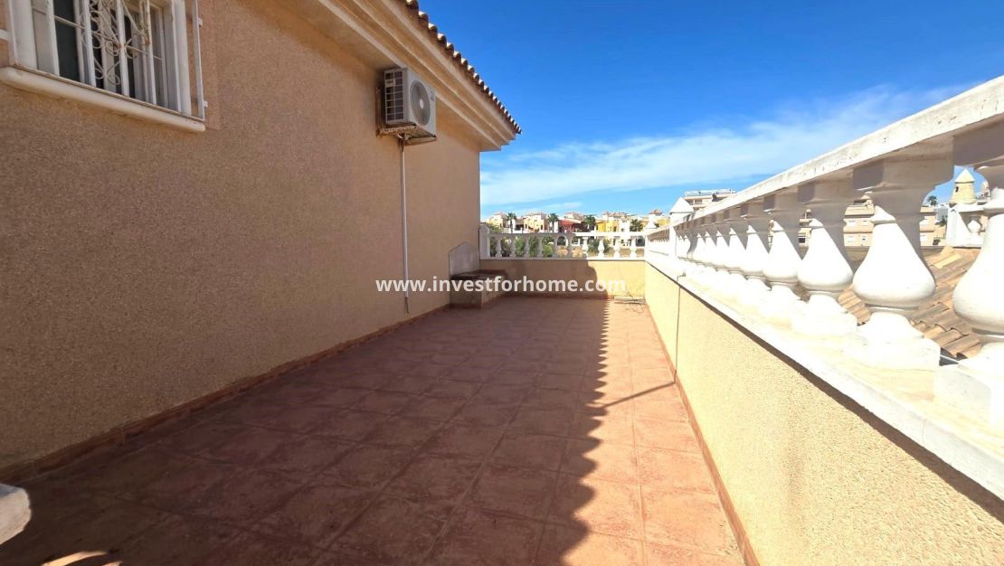 Vente - Villa - Torrevieja - Los Balcones - Los Altos Del Edén