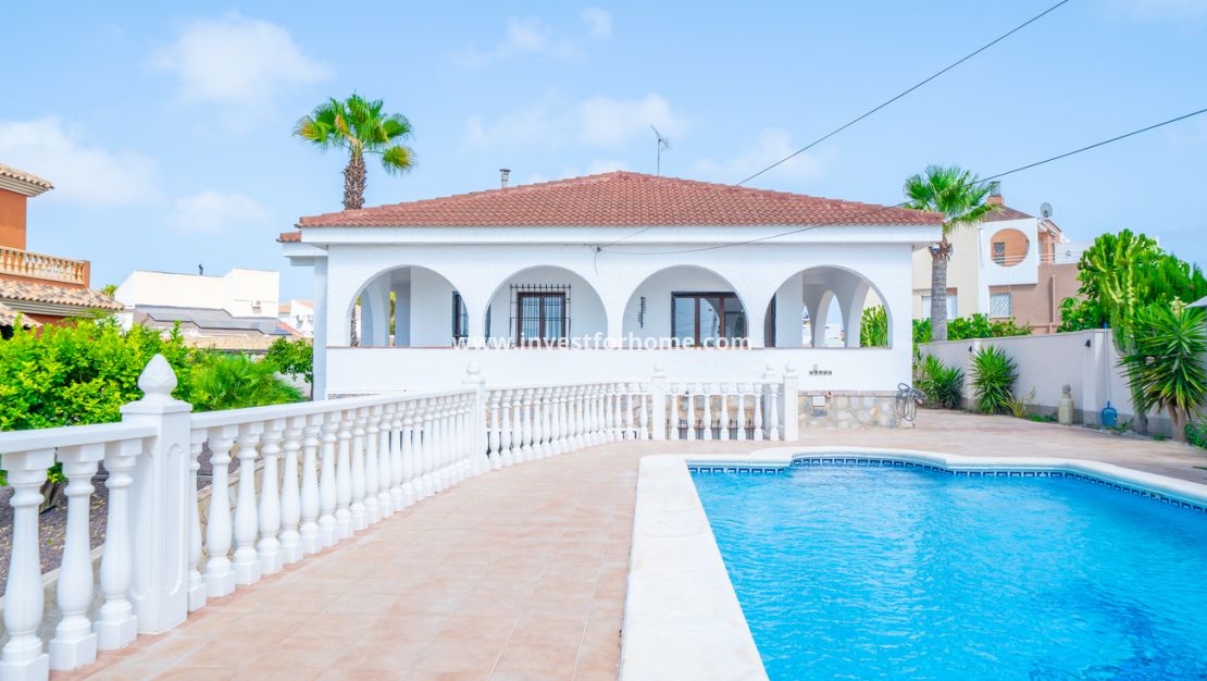 Vente - Villa - Torrevieja - Los Balcones