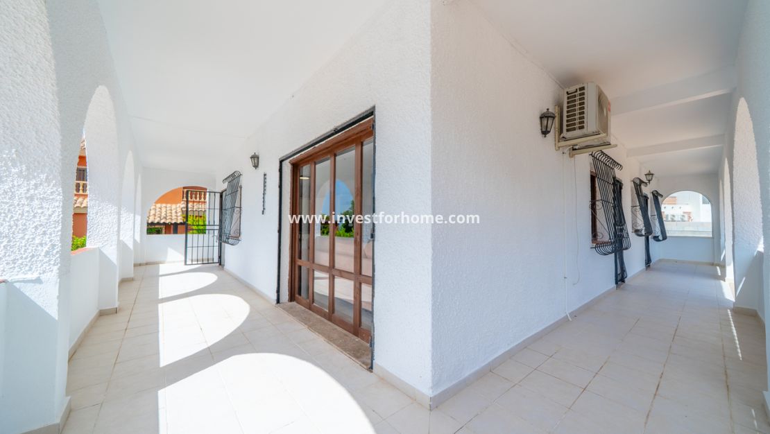 Vente - Villa - Torrevieja - Los Balcones