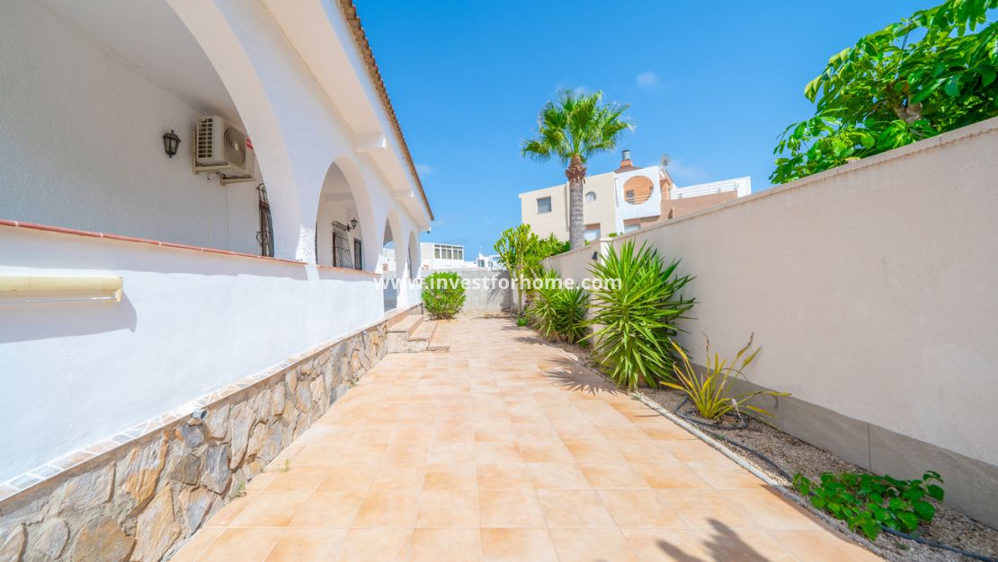 Vente - Villa - Torrevieja - Los Balcones