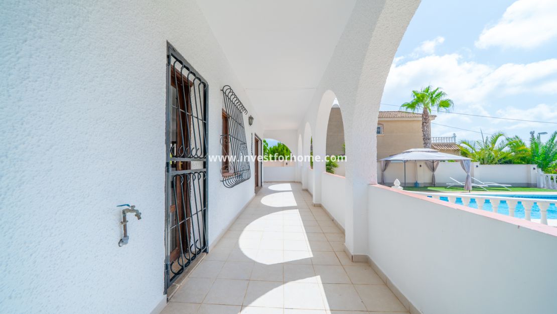 Vente - Villa - Torrevieja - Los Balcones