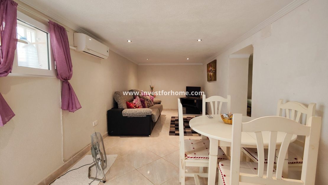 Vente - Villa - Torrevieja - Nueva Torrevieja - Aguas Nuevas