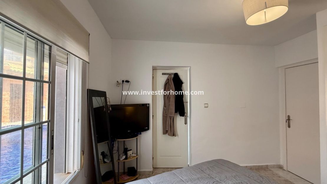 Vente - Villa - Torrevieja - Nueva Torrevieja - Aguas Nuevas