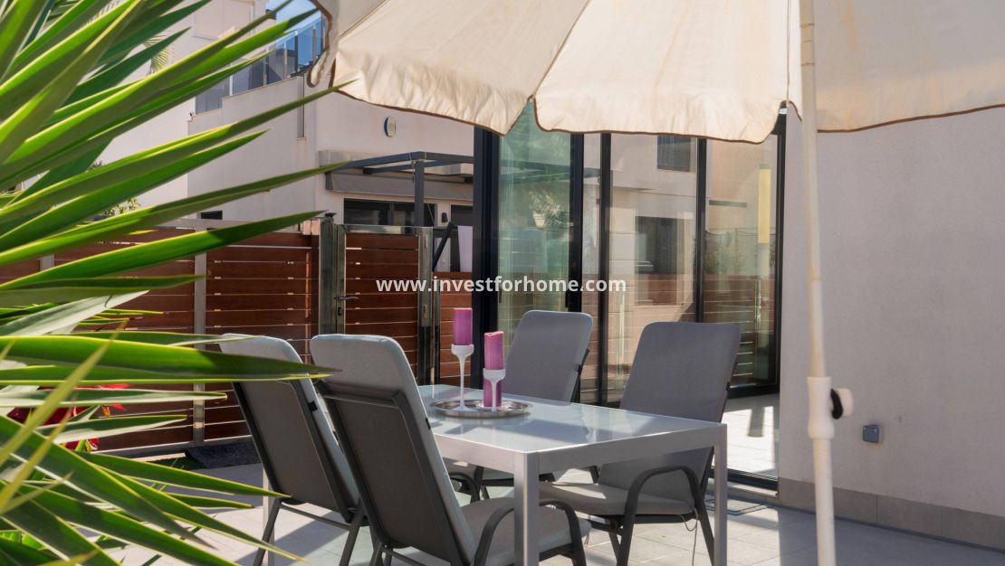 Vente - Villa - Torrevieja - Nueva Torrevieja - Aguas Nuevas