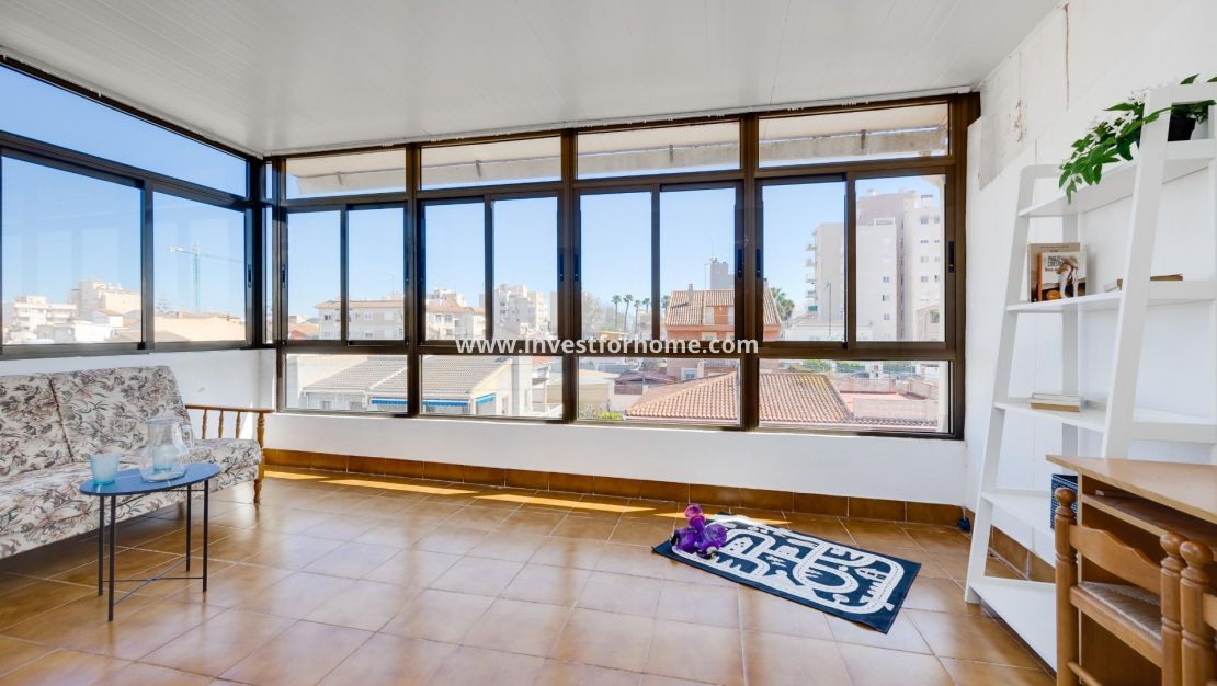 Vente - Villa - Torrevieja - Nueva Torrevieja - Aguas Nuevas