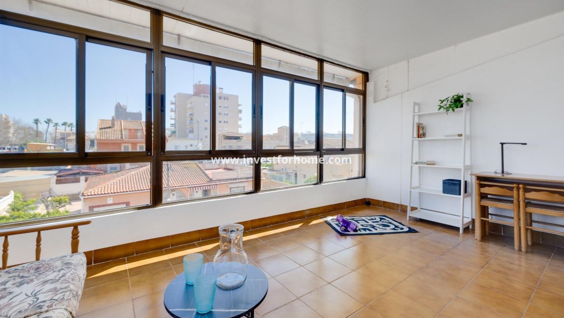 Vente - Villa - Torrevieja - Nueva Torrevieja - Aguas Nuevas