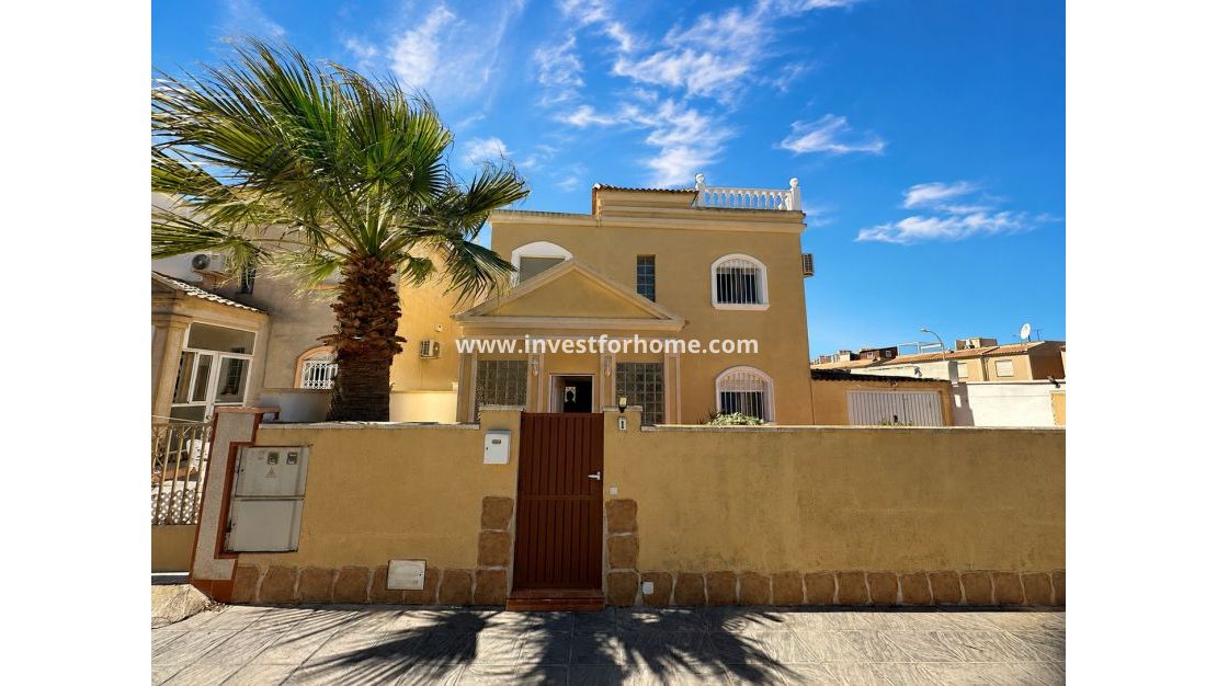Vente - Villa - Torrevieja - Nueva Torrevieja