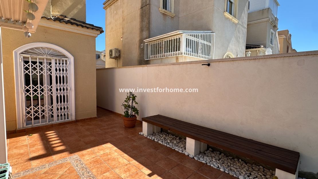 Vente - Villa - Torrevieja - Nueva Torrevieja