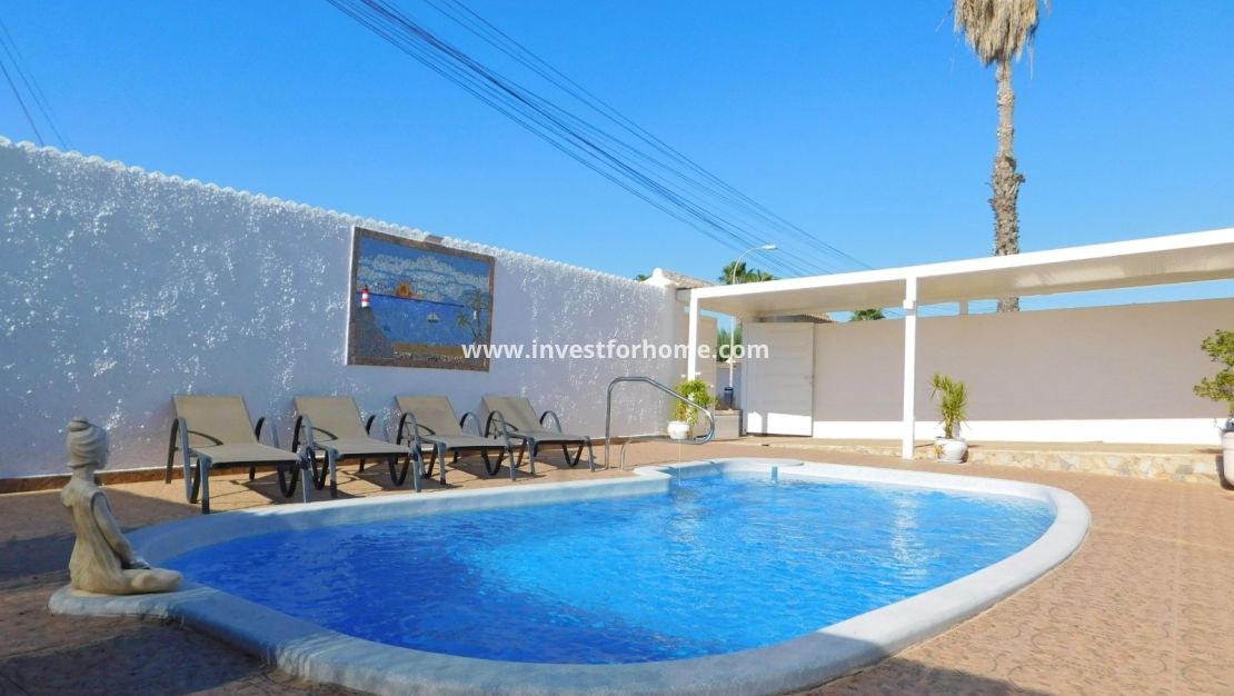 Vente - Villa - Torrevieja - San Luis