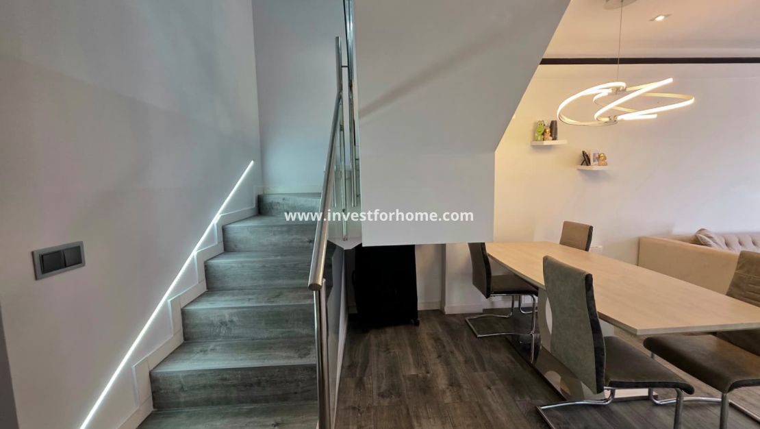 Vente - Villa - Torrevieja - Sector 25
