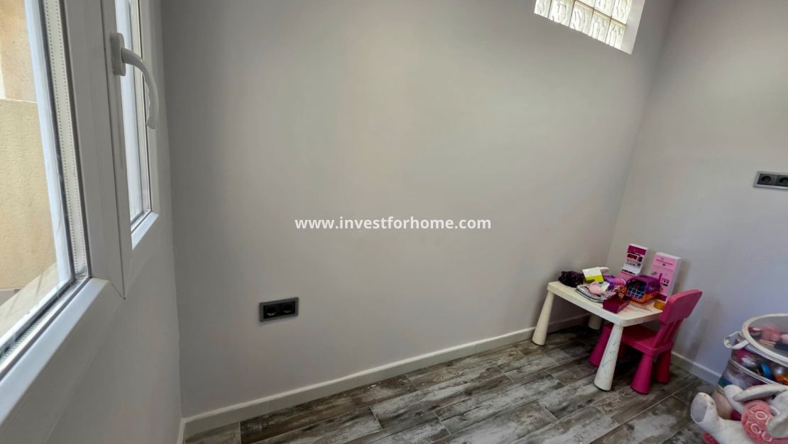 Vente - Villa - Torrevieja - Sector 25