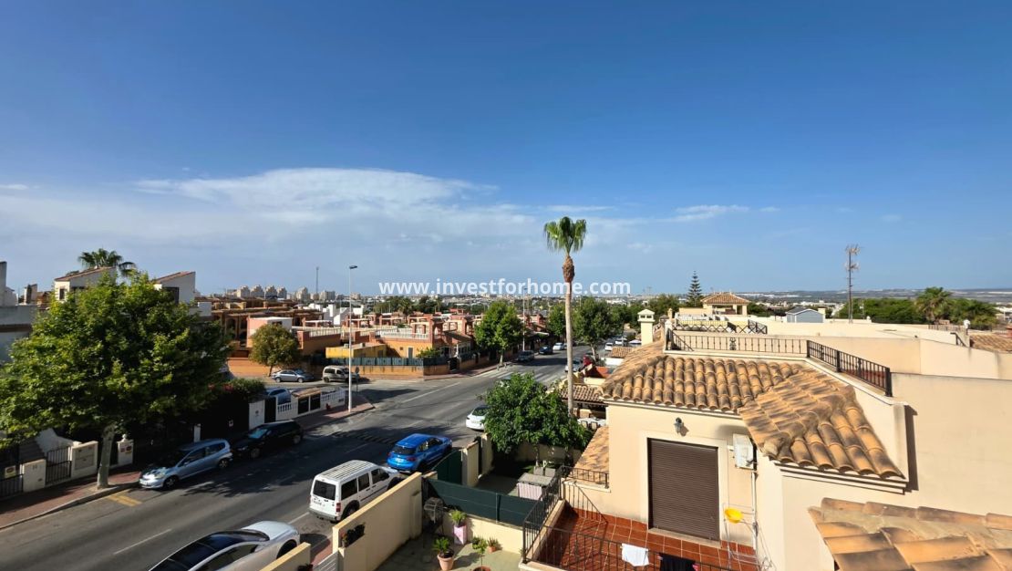 Vente - Villa - Torrevieja - Sector 25