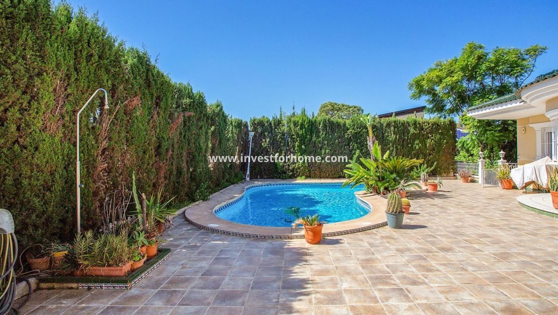 Vente - Villa - Torrevieja - Torreta Florida