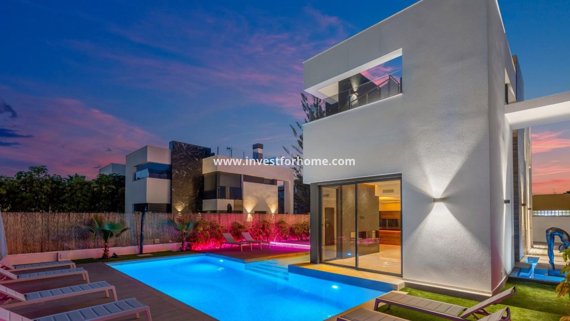 Vente - Villa - Torrevieja - Torreta Florida