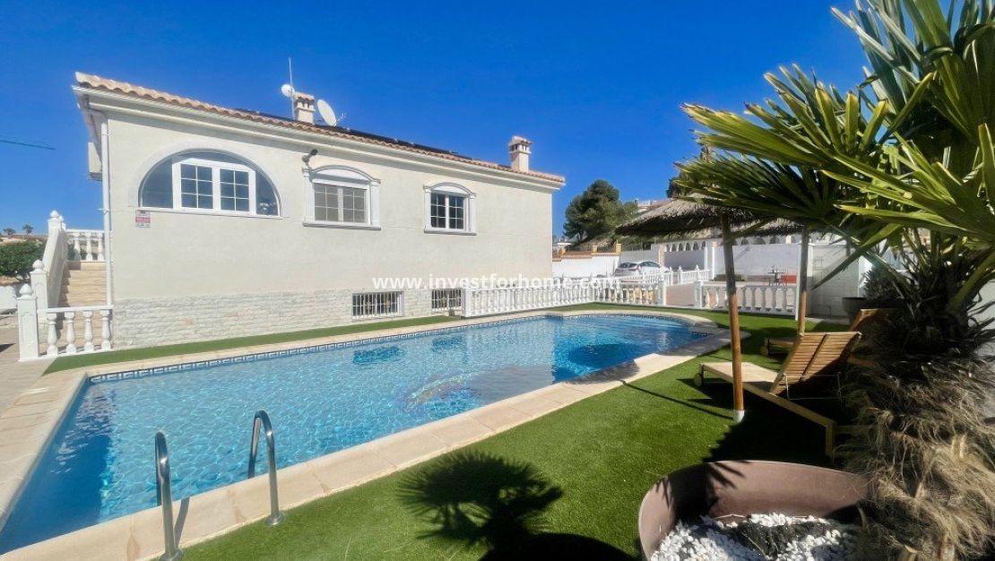 Vente - Villa - Urb. La Marina - Inland