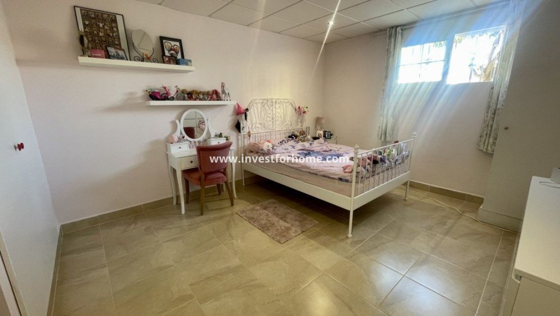 Vente - Villa - Urb. La Marina - Inland