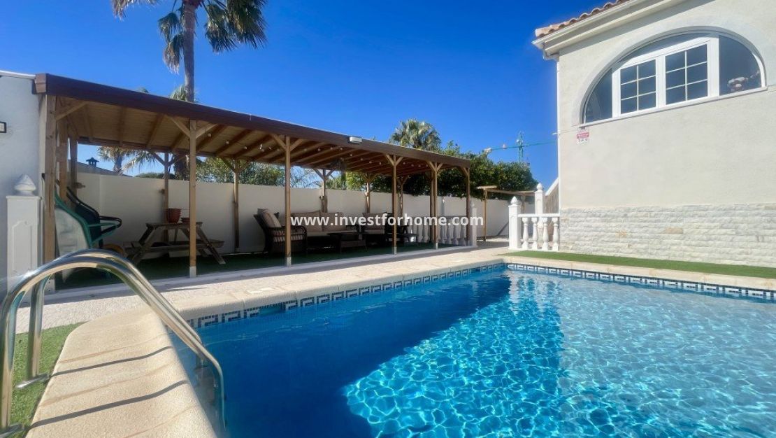Vente - Villa - Urb. La Marina - Inland