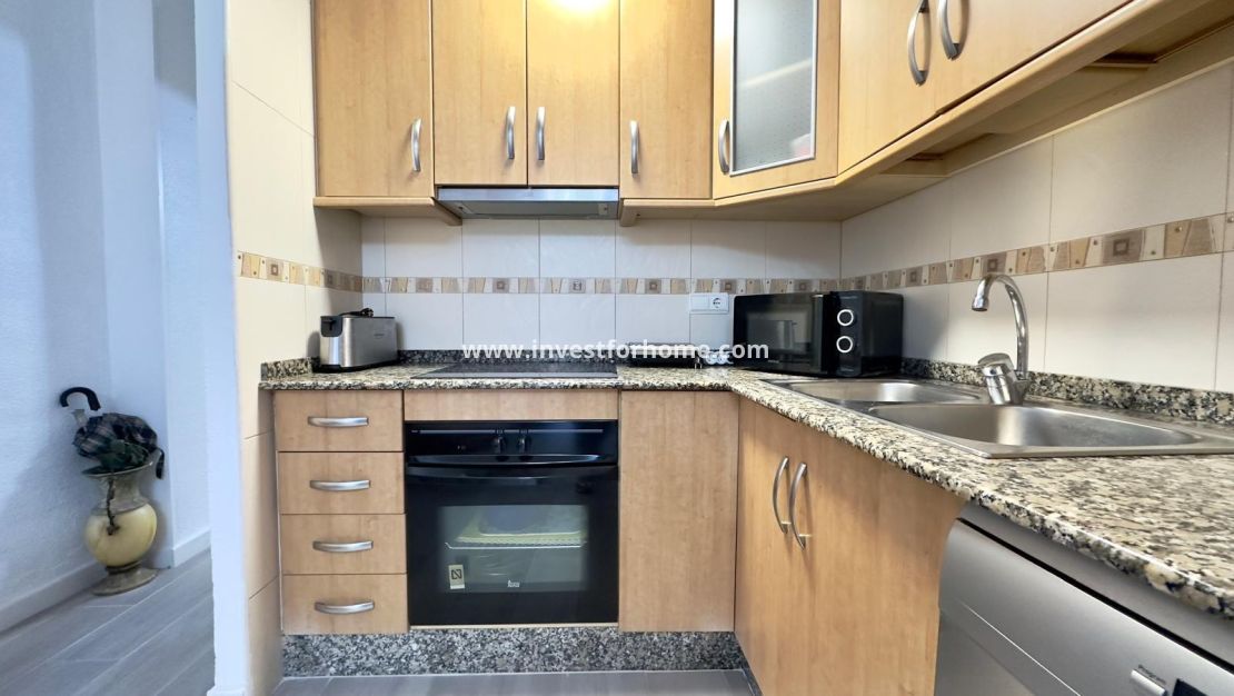 Verkoop - Appartement - Guardamar del Segura - Centro