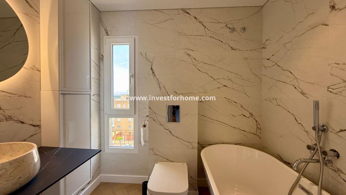 Verkoop - Appartement - Guardamar del Segura - Centro