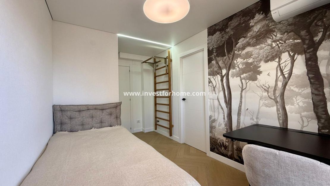 Verkoop - Appartement - Guardamar del Segura - Centro