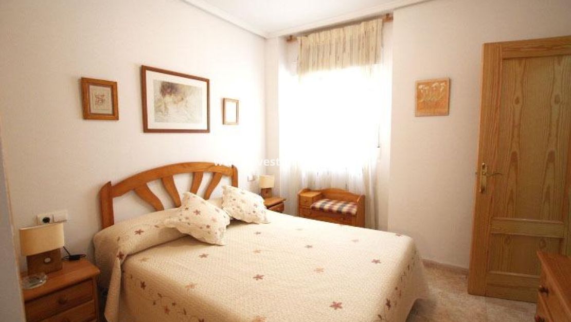 Verkoop - Appartement - Guardamar del Segura - Pueblo