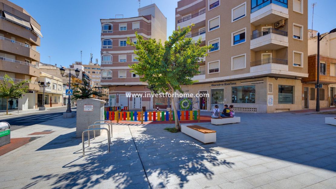 Verkoop - Appartement - Guardamar del Segura - Pueblo